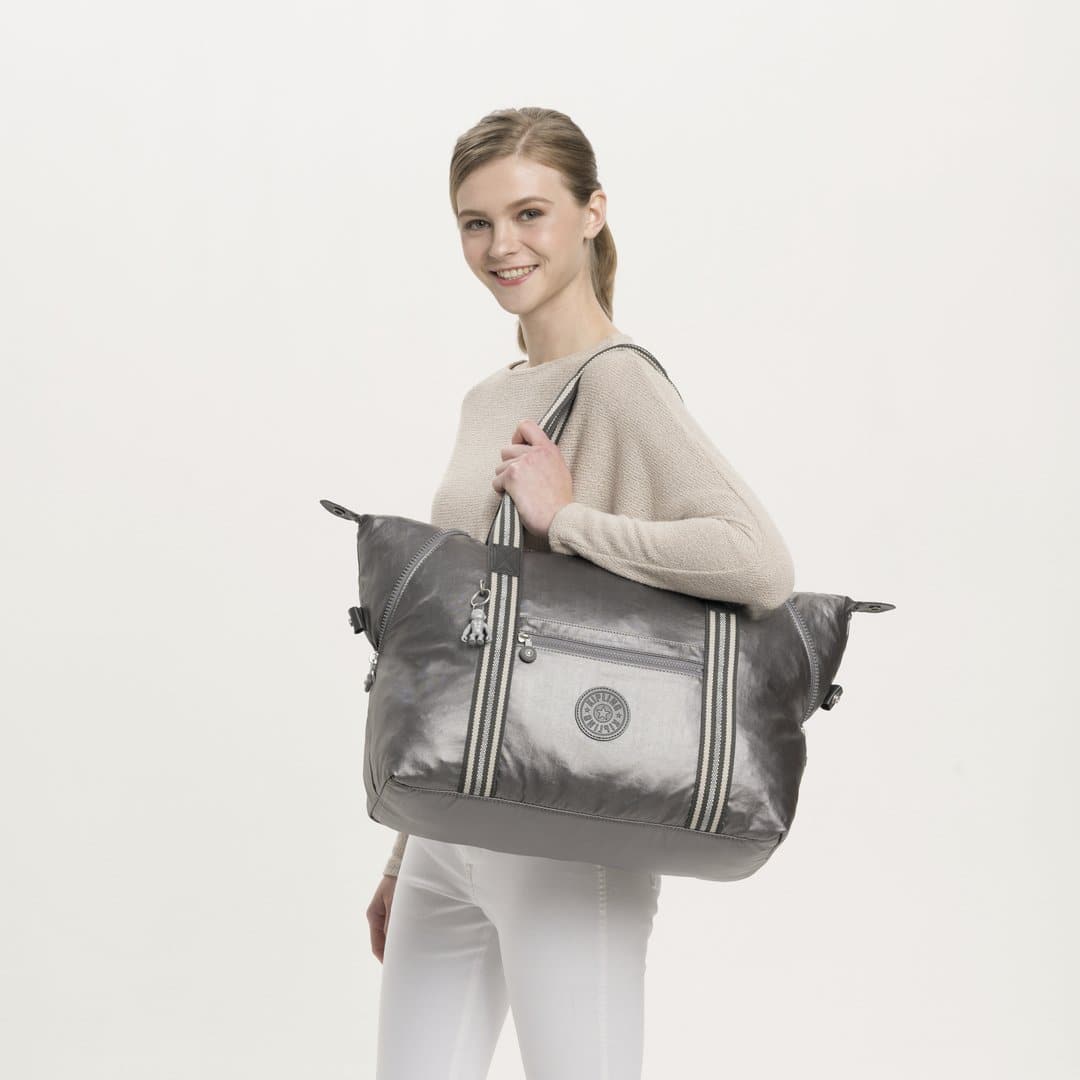 ART M CARBON METALLIC - Kipling UAE